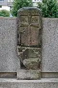 Pamětní_kámen_Hnátův_(Havlíčkův_Brod),_Kalinovo_nábř.,_na_pravém_poprsníku_mostu,_Havlíčkův_Brod.jpg