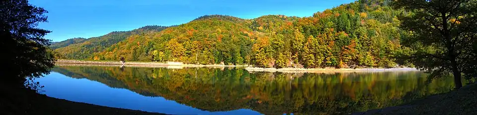 Panorama Dolnohodrušského tajchu
