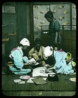 Balení vajíček do papíru na příští rok