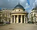 Fermiers generaux: Barrière de Chartres v parku Monceau