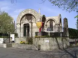 Kostel Panny Marie Soucitné (duben 2009)