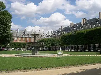 Place des Vosges, Paříž 1612