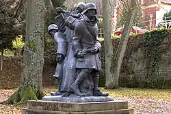 nová realizace zničené sochy Tanec Smrti od Emila Schwantnera, Trutnov (2017)