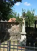 Kříž v centru vsi