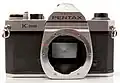 Kinofilmová jednooká zrcadlovka Pentax K1000 s bajonetem K