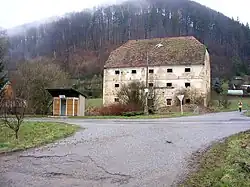 Perná, špejchar.jpg