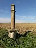 Pernarec, boží muka při silnici na Málkovice.jpg