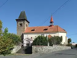 Pertoltice (okres KH) A. KostelSvJiri.jpg