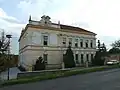Knihovna, bývalá škola