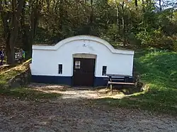 Petrov (HO), Plže, sklep č. p. 28.jpg