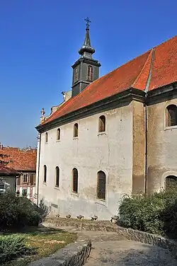 Boční strana kostela