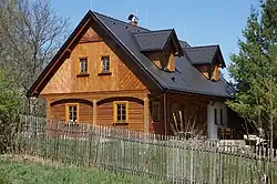 Petrovice (v Lužických horách) - dům čp. 169 na místě vyhořelého čp. 34 (2).jpg