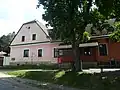 Autobusová zastávka u hospody U Němců