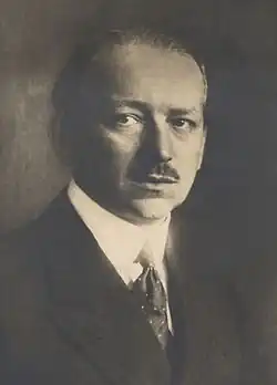 Dr. Philipp Langenhan