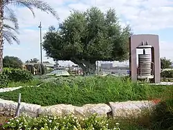 Vjezd do Bnej Darom