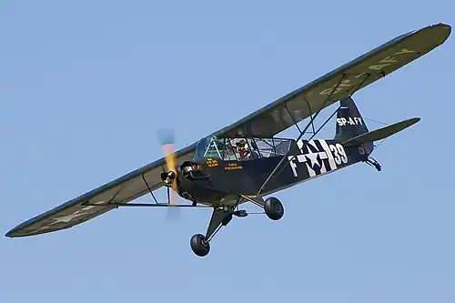 Piper Cub s konvenčním ostruhovým kolem