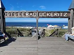 Vchod na pláž