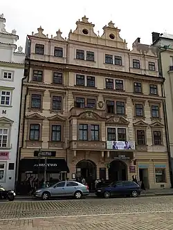 Dům U zlatého křížku