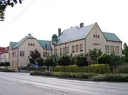 Počaply, bývalá německá škola.jpg