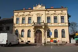 Pošta - bývalá Občanská záložna Nechanice.jpg