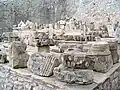 Úlomky z mešity a vykopávky po válce 1992-1995