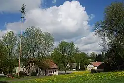 Pohled na část návsi