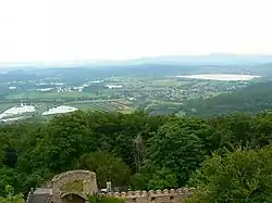 Pohled na Podgórzyn ze zámku Chojnik.