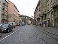 Podolská ulice za vjezdem do smyčky