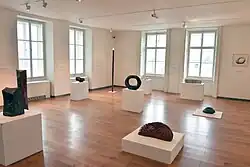 Pohled do instalace výstavy JS v Museu Kampa, 2019