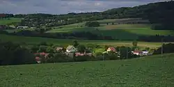 Pohled na obec od východu