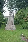 Pomník obětem I. a II. světové války Doubravice.JPG