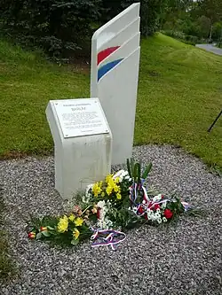 Pomník parašutistům