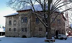 Popovice 1 (BN), tvrz od severozápadu.jpg