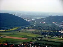 Porta Westfalica (pohled od jihu k severu)