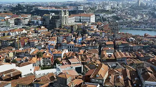 Pohled na Porto z věže