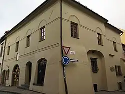 Prachatice, Velké náměstí 44, nároží s Poštovní ulicí