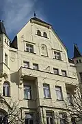 Pařížská ulice číslo 20 (foto rok 2018) odkud byli Engländerovi deportováni[p. 1]
