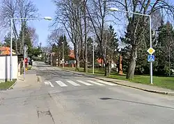Ulice Květnového povstání v dolní části Benic