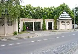 Prague Střížkov Ďáblice-cemetery2.jpg