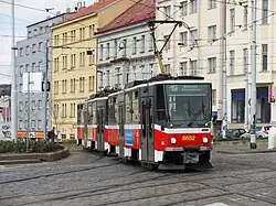 Souprava vozů Tatra T6A5 v Praze