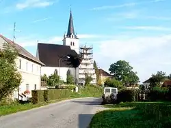 Farní kostel sv. Vavřince v Přídolí.