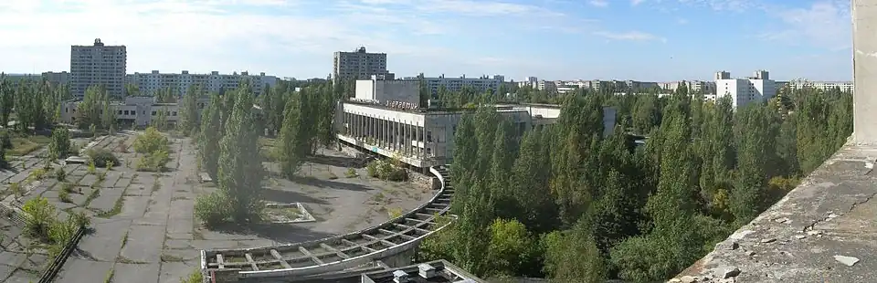 Panorama opuštěného města Pripjať