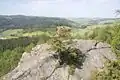 Pohled z vrcholu směrem na Nový Jimramov a Javorek