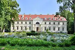 Palác s dendrologickými zahradami v Przelewicích