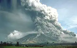 Peléjský typ erupce a pyroklastický proud (1984)