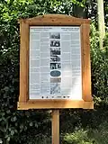 Zastavení naučné stezky před čp. 141
