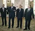 Od druhého zleva: Boris Jelcin, Leonid Kravčuk a Stanislav Šuškevič (1991)