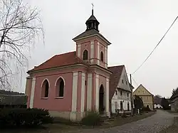 Rašovice, kaple.jpg