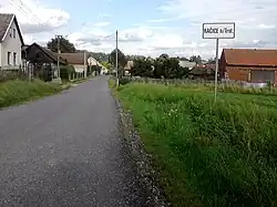 Vjezd do obce