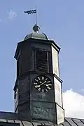 Věž radnice s hodinami